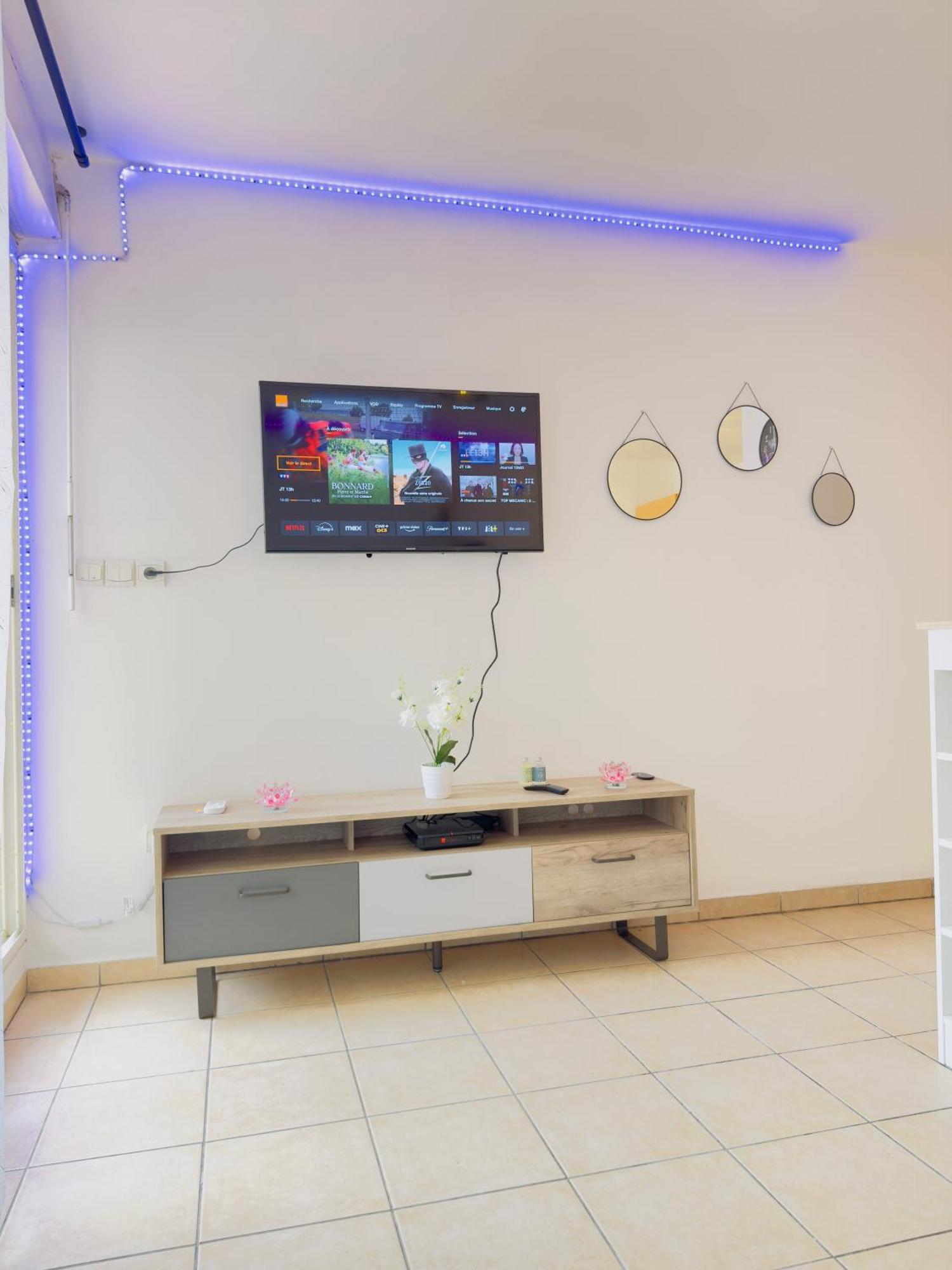 Le Petit Oasis Apartamento Saint-Denis Exterior foto
